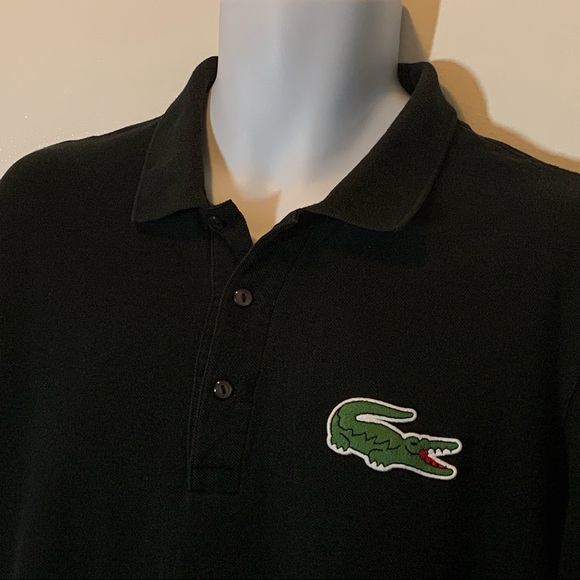 alligator logo on shirt